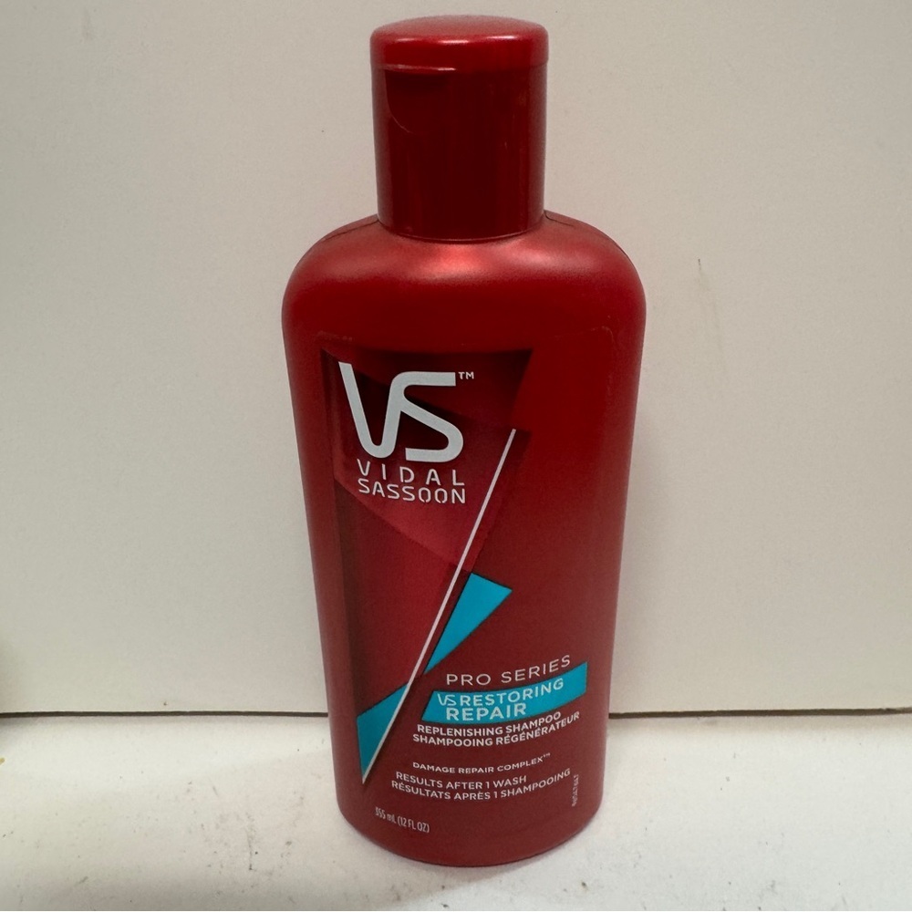 Vidal Sassoon Restoring Shampoo 12 Oz